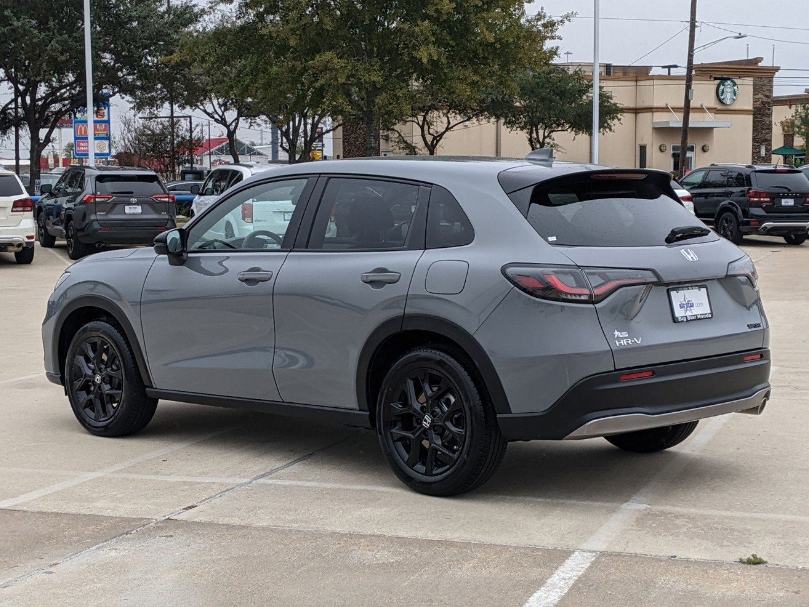 2025 Honda HR-V Sport photo 2