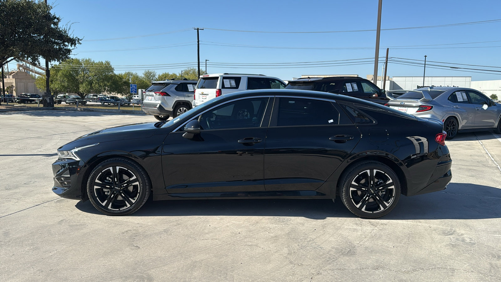 2023 Kia K5 GT-Line photo 2