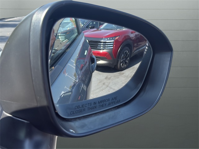 2026 Nissan Rogue S photo 25