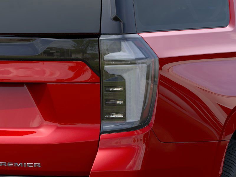 2025 Chevrolet Suburban Premier photo 11
