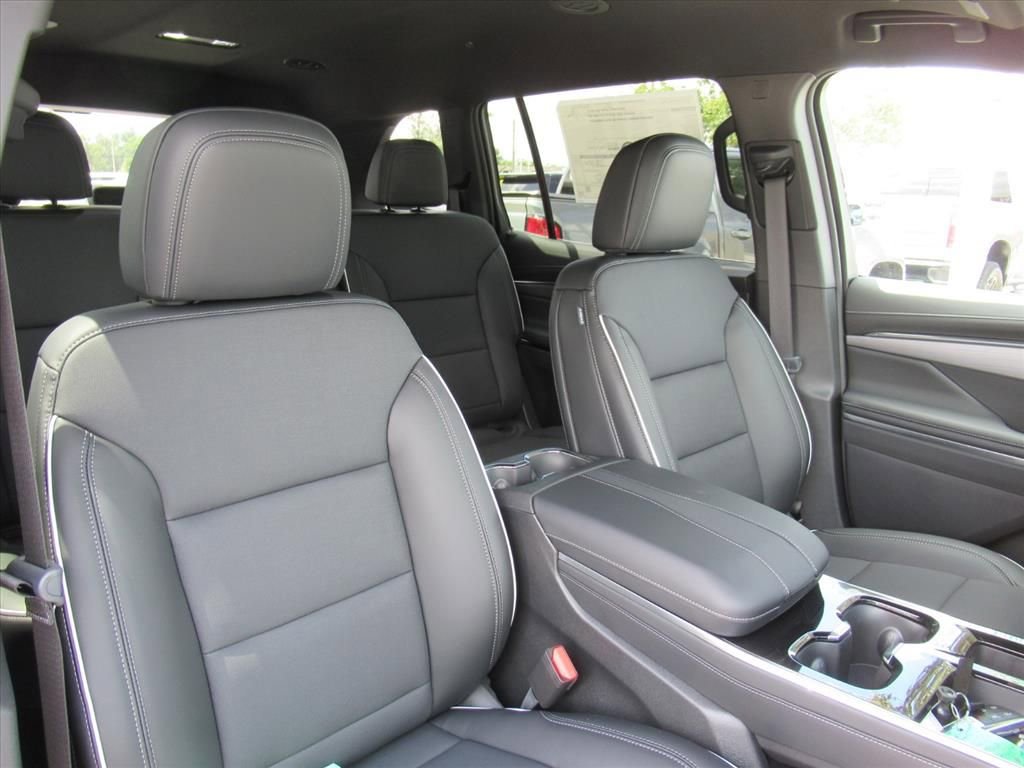 2026 Buick Enclave Preferred photo 4