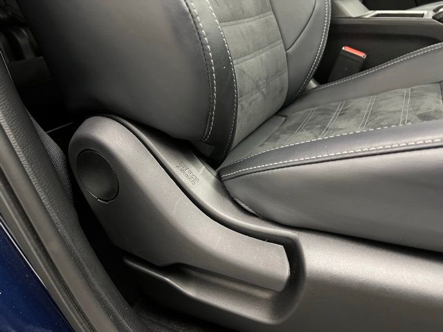 2024 Mitsubishi Outlander SE photo 36