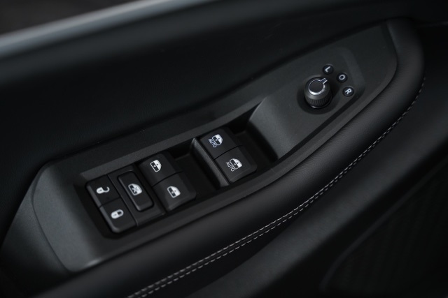 2025 Jeep Grand Cherokee Limited photo 17