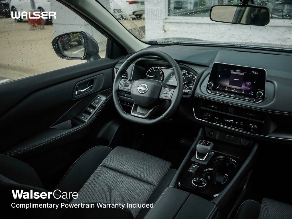 2026 Nissan Rogue SV photo 13