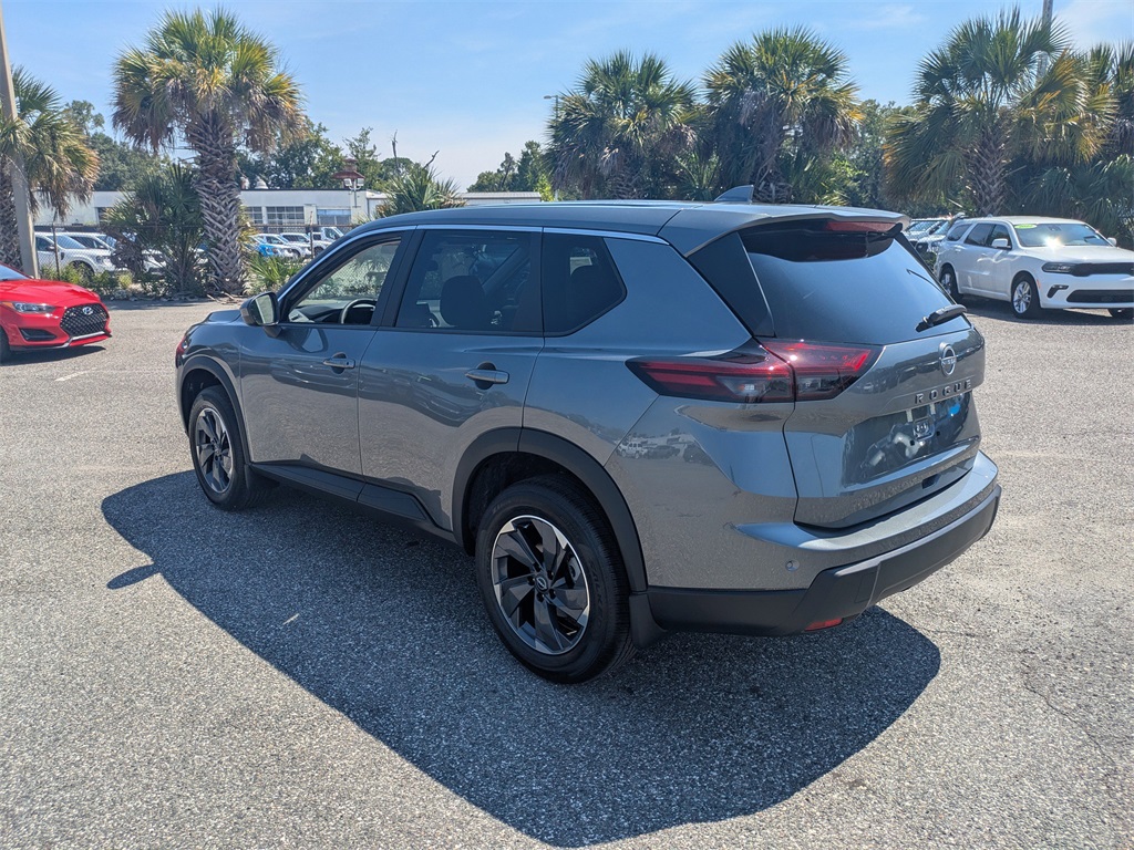 2026 Nissan Rogue SV photo 5