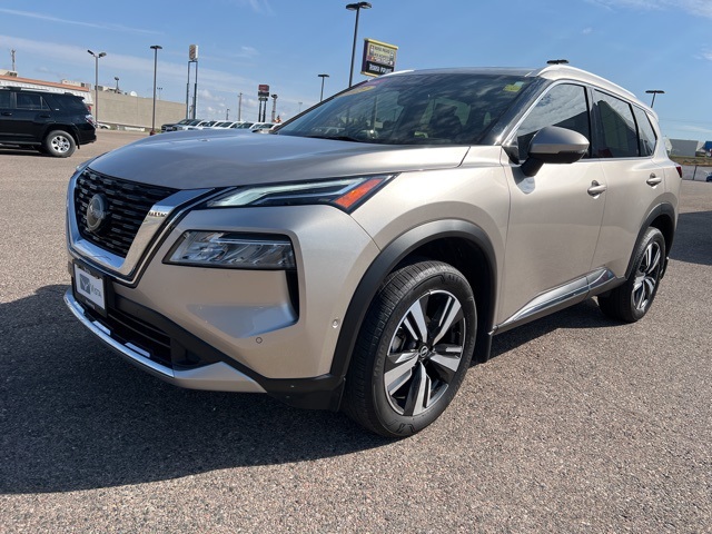2023 Nissan Rogue Platinum photo 8
