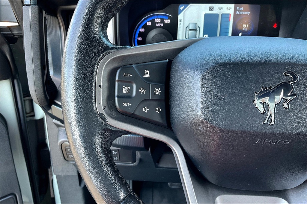 2021 Ford Bronco Outer Banks photo 16
