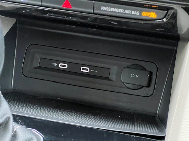 2023 Volkswagen Atlas SEL photo 24