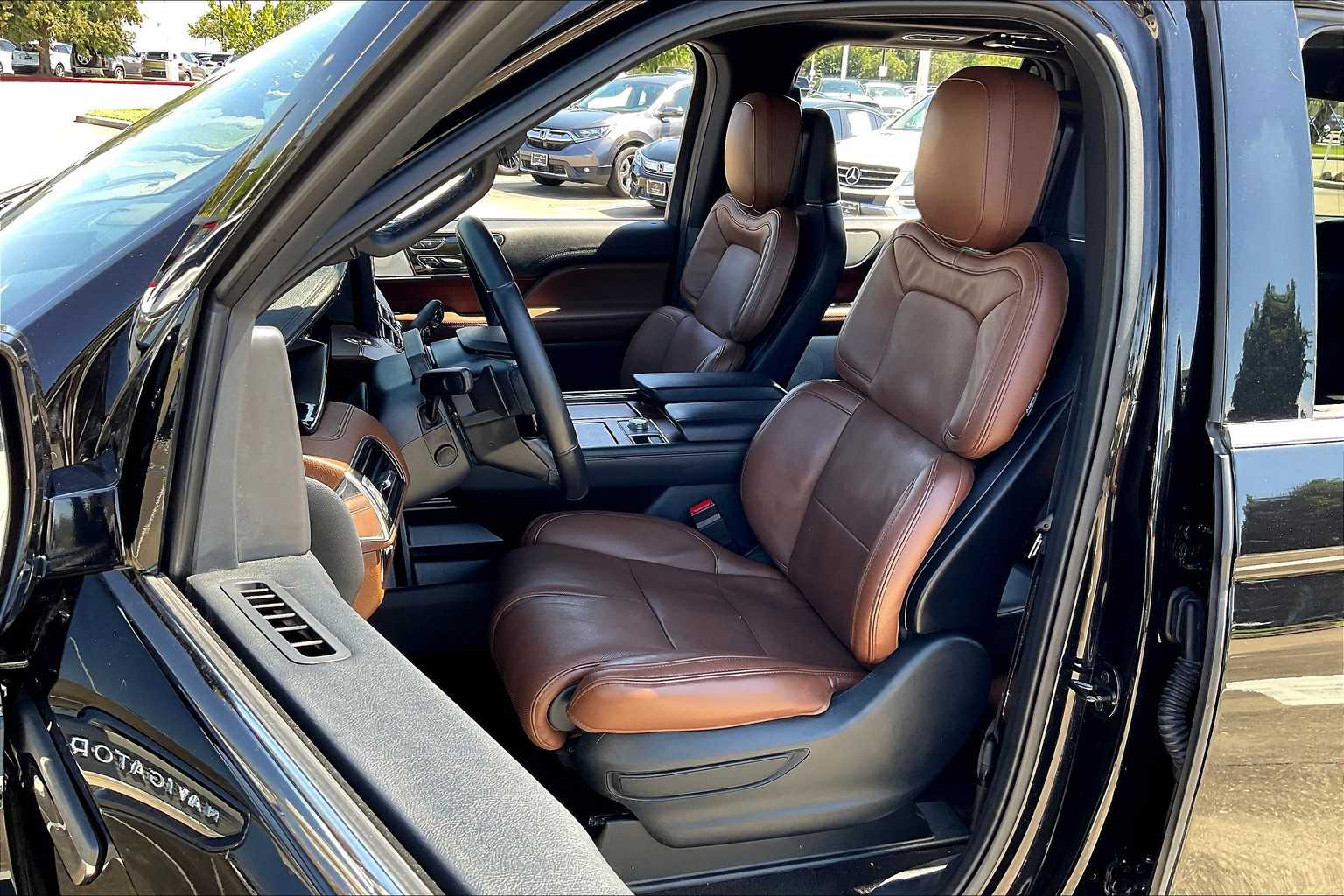 2022 Lincoln Navigator Reserve photo 6