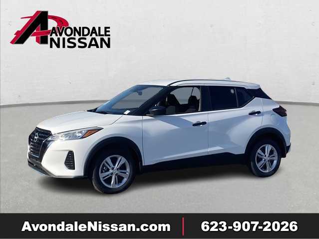 2025 Nissan KICKS PLAY Base