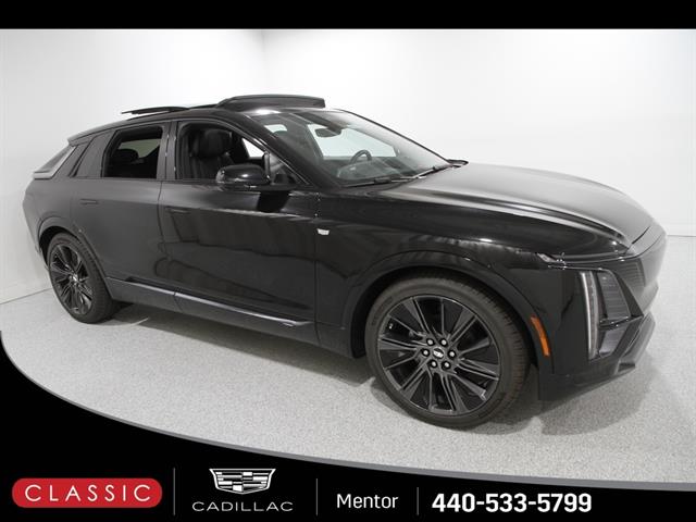 2026 Cadillac LYRIQ Signature Sport's photo