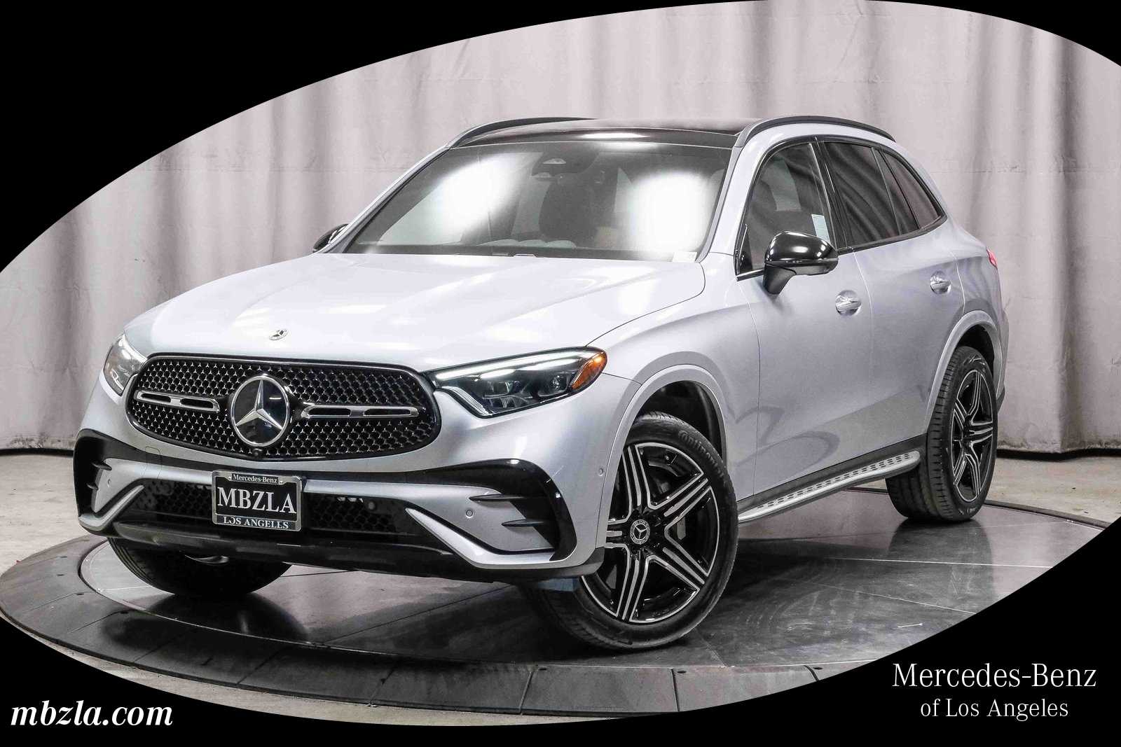 2023 Mercedes-Benz GLC GLC300's photo
