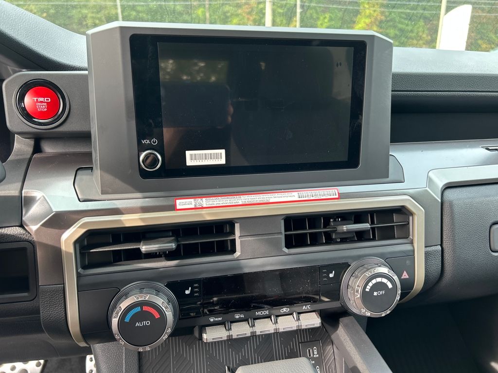2025 Toyota Tacoma TRD Sport 4x4 Double Cab photo 18
