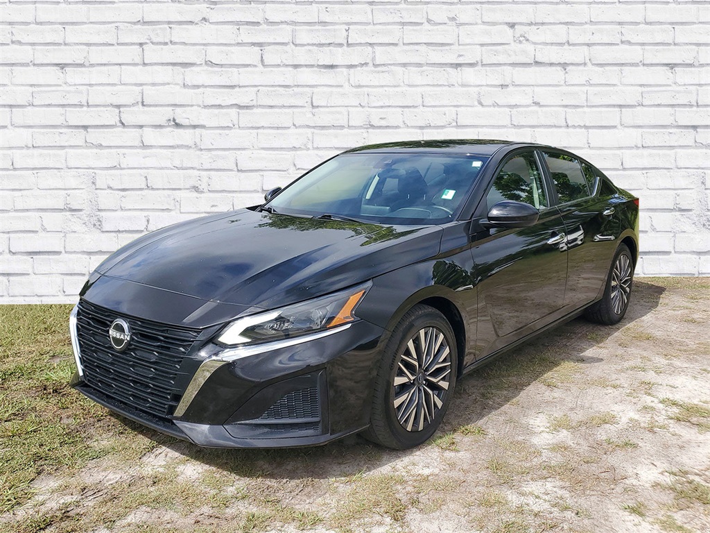 2023 Nissan Altima 2.5 SV photo 4