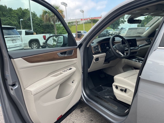 2026 Volkswagen Atlas SE Technology photo 3