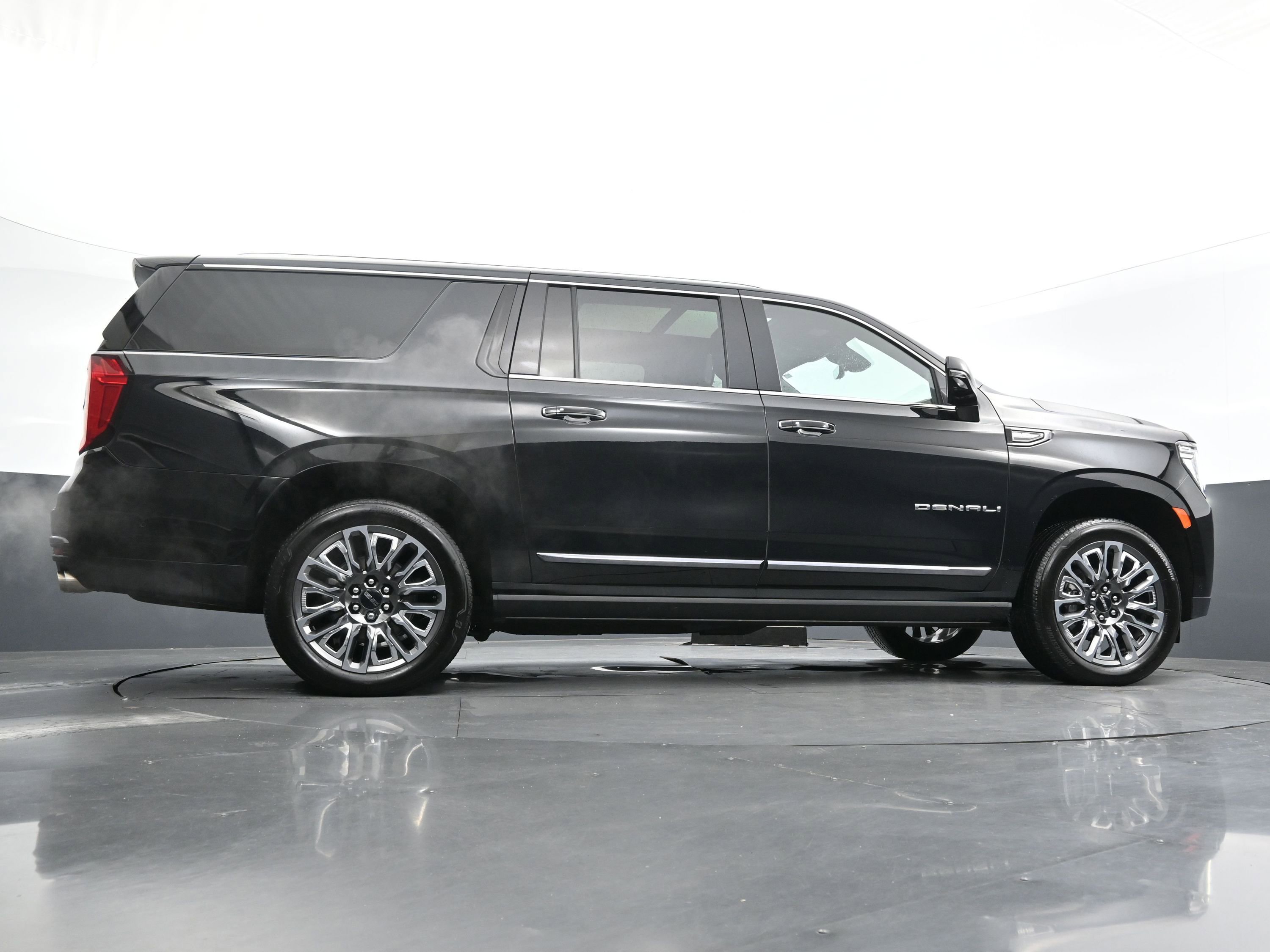 2024 Gmc Yukon XL Denali Ultimate photo 22