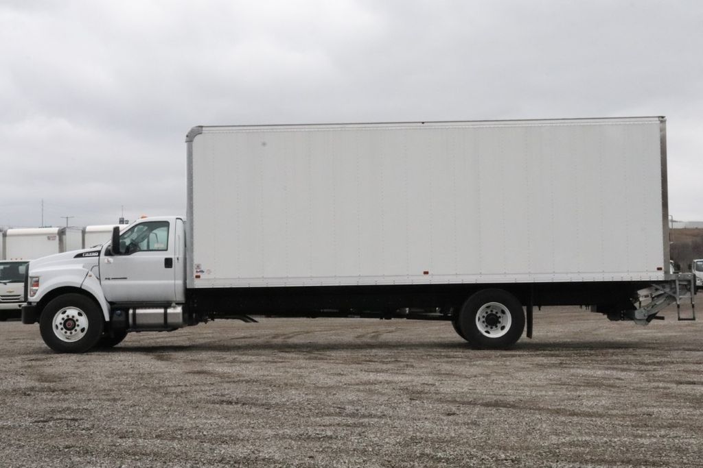 2026 Ford F-750 photo 2