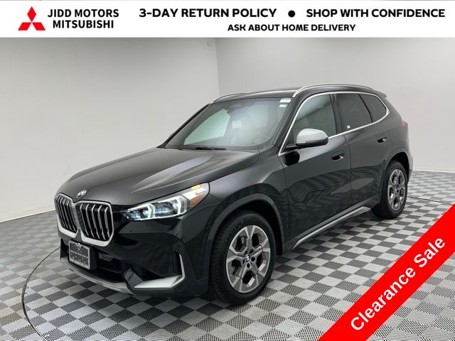 2024 BMW X1 28i's photo