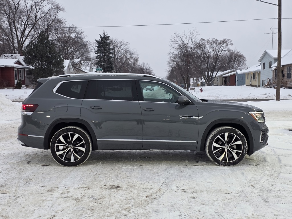 2025 Volkswagen Atlas SEL Premium R-Line's photo