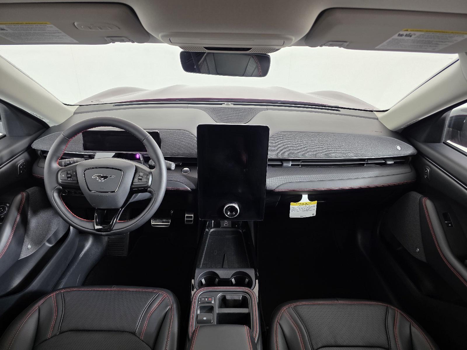 2025 Ford Mustang Mach-E Premium photo 19