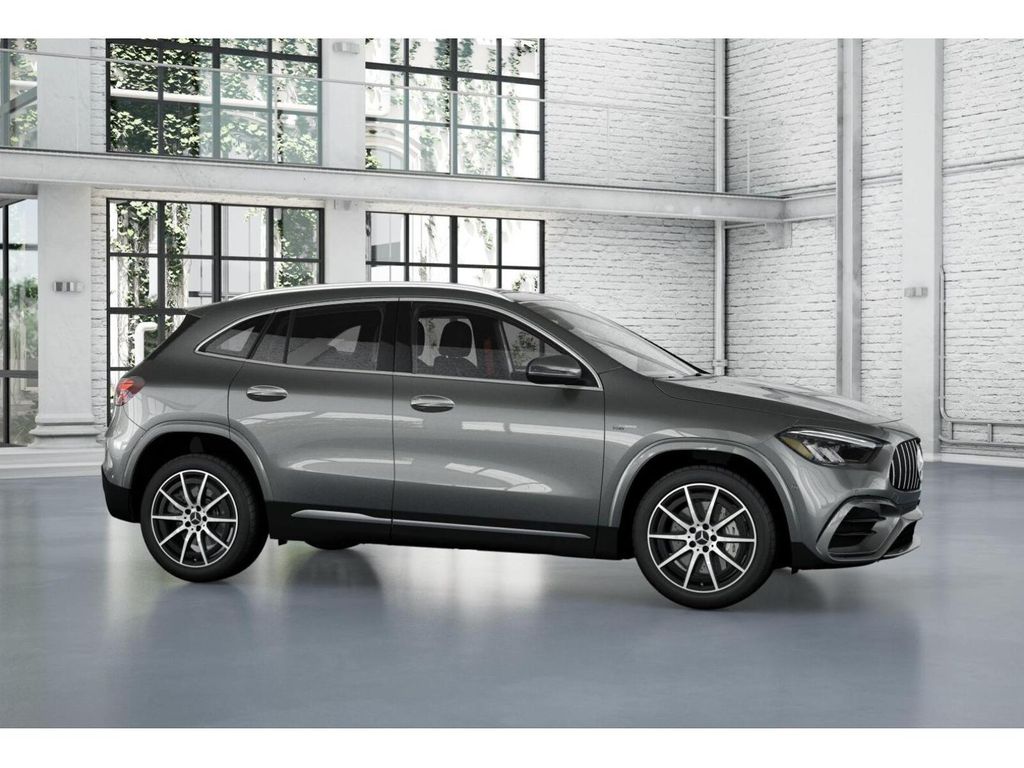 2025 Mercedes Benz GLA 35 AMG 4MATIC photo 12