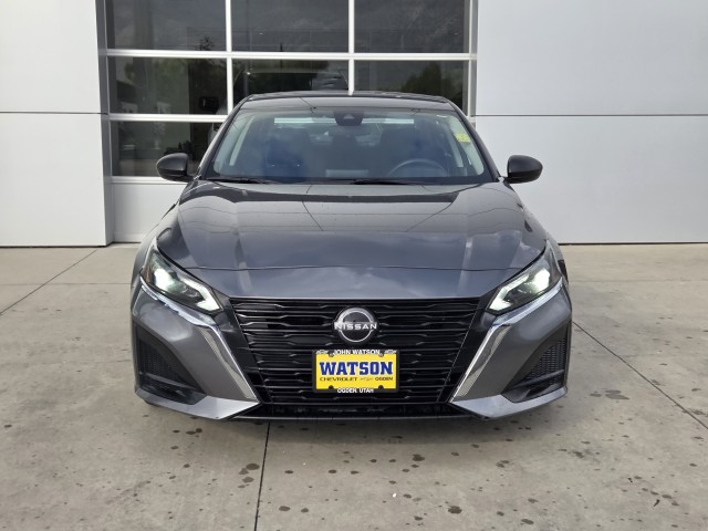 2024 Nissan Altima 2.5 SV photo 2