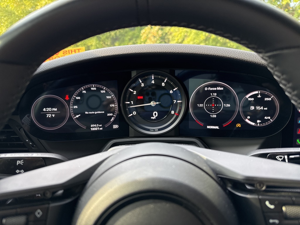 2023 Porsche 911 4 T photo 16