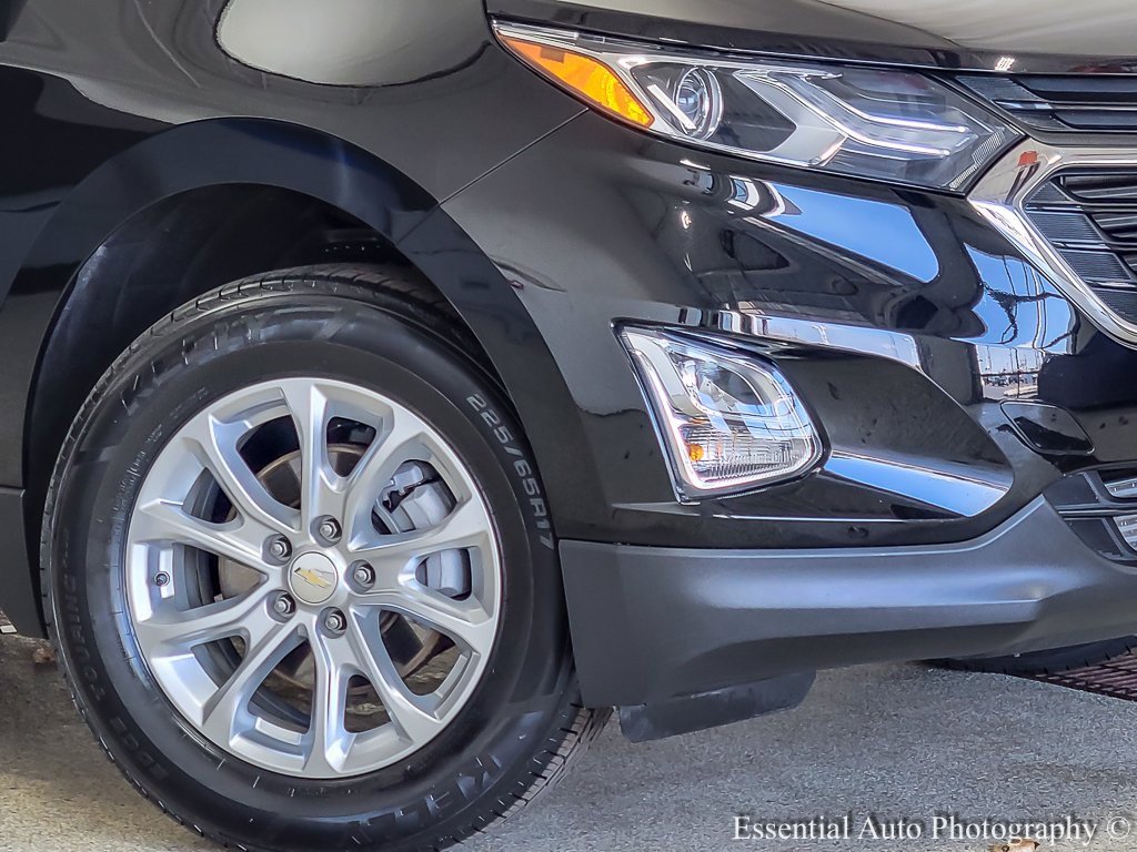 2021 Chevrolet Equinox LT photo 3