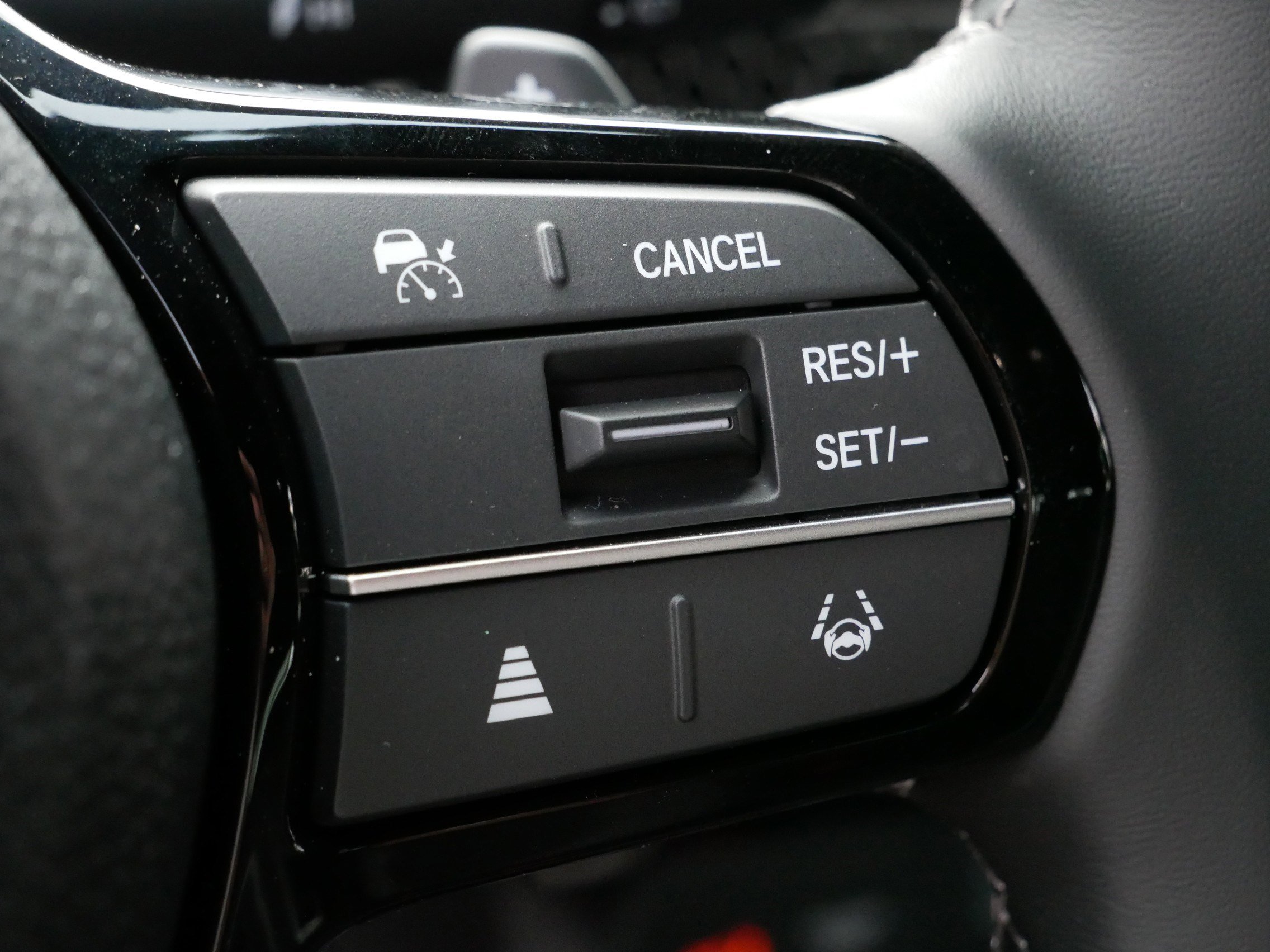 2025 Honda Civic Hatchback Sport photo 24