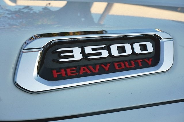 2023 Ram 3500 Tradesman photo 17