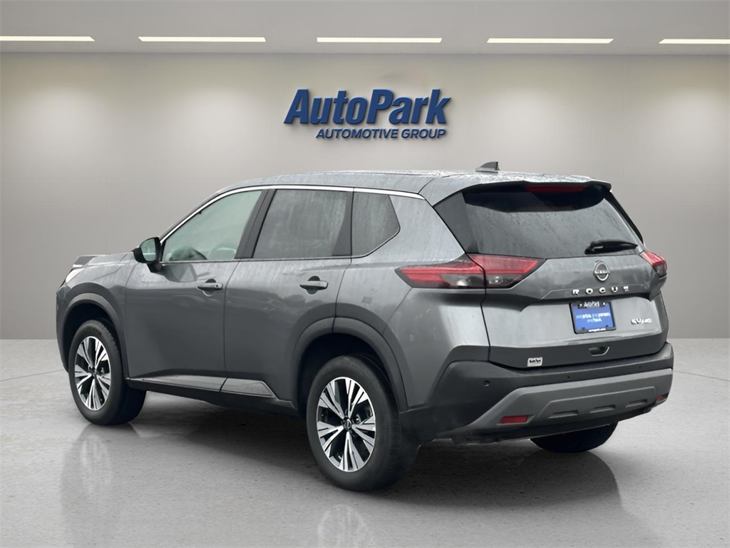 2023 Nissan Rogue SV photo 4