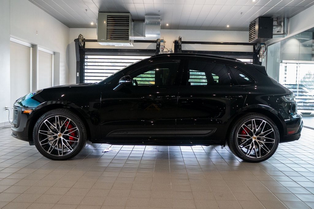 2022 Porsche Macan GTS photo 2