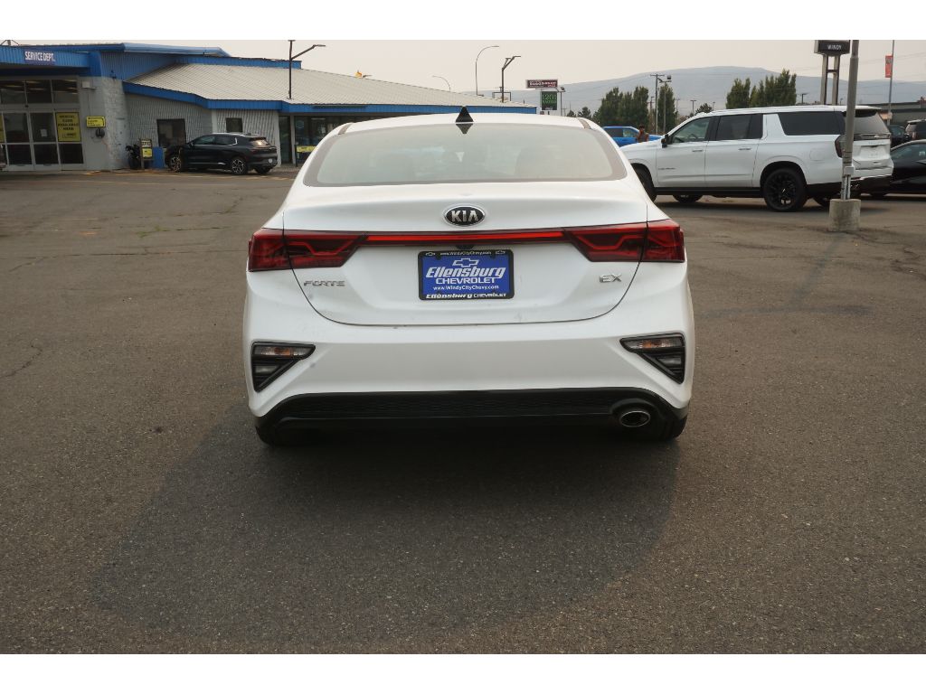 2021 Kia Forte EX photo 4