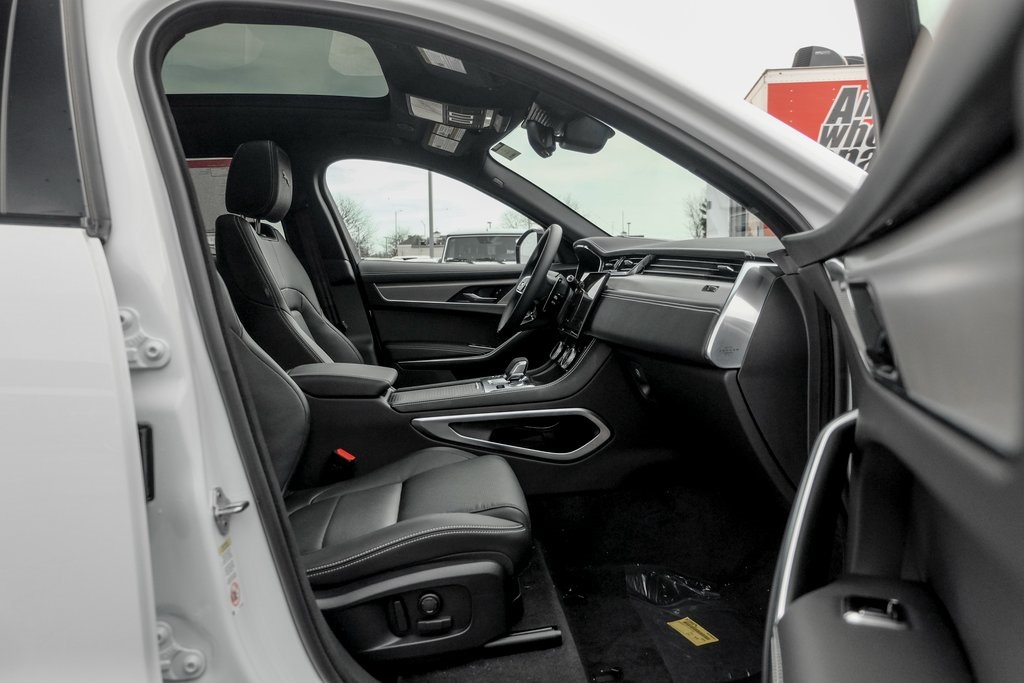 2026 Jaguar F-PACE P250 R-Dynamic S photo 18