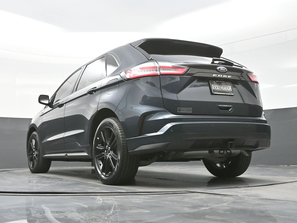 2024 Ford Edge ST-Line photo 21
