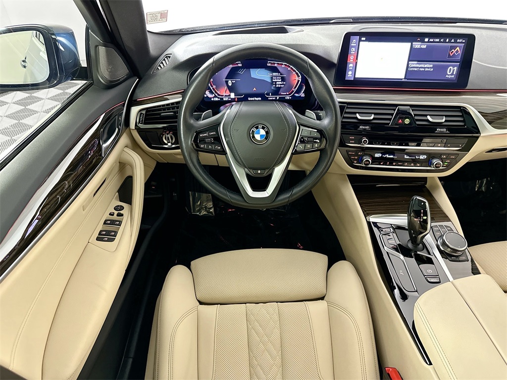 Used 2023 Blue Metallic BMW 540i xDrive image 24