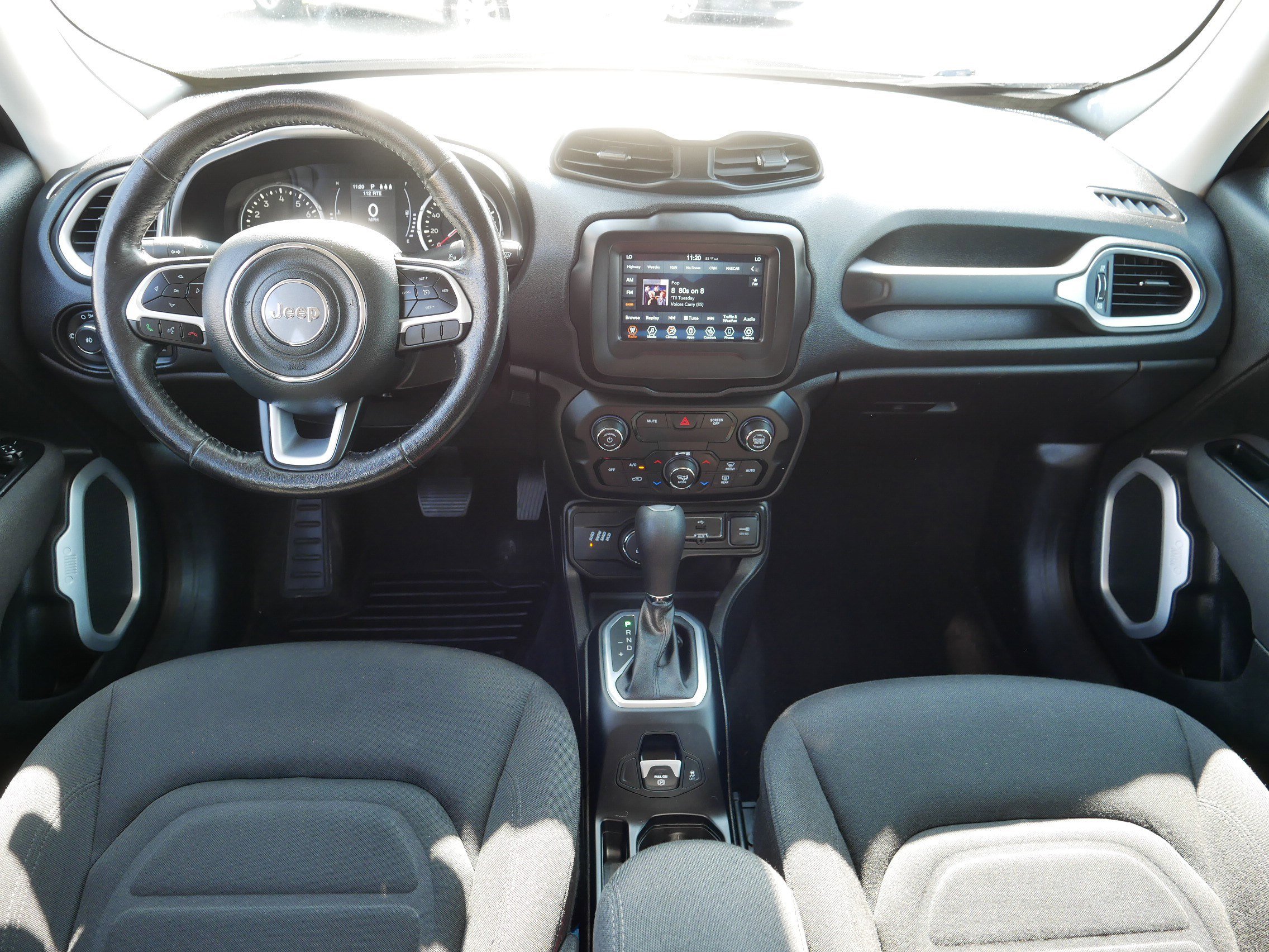2019 Jeep Renegade Latitude photo 9