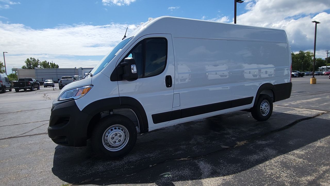 2026 Ram 3500 Tradesman photo 2