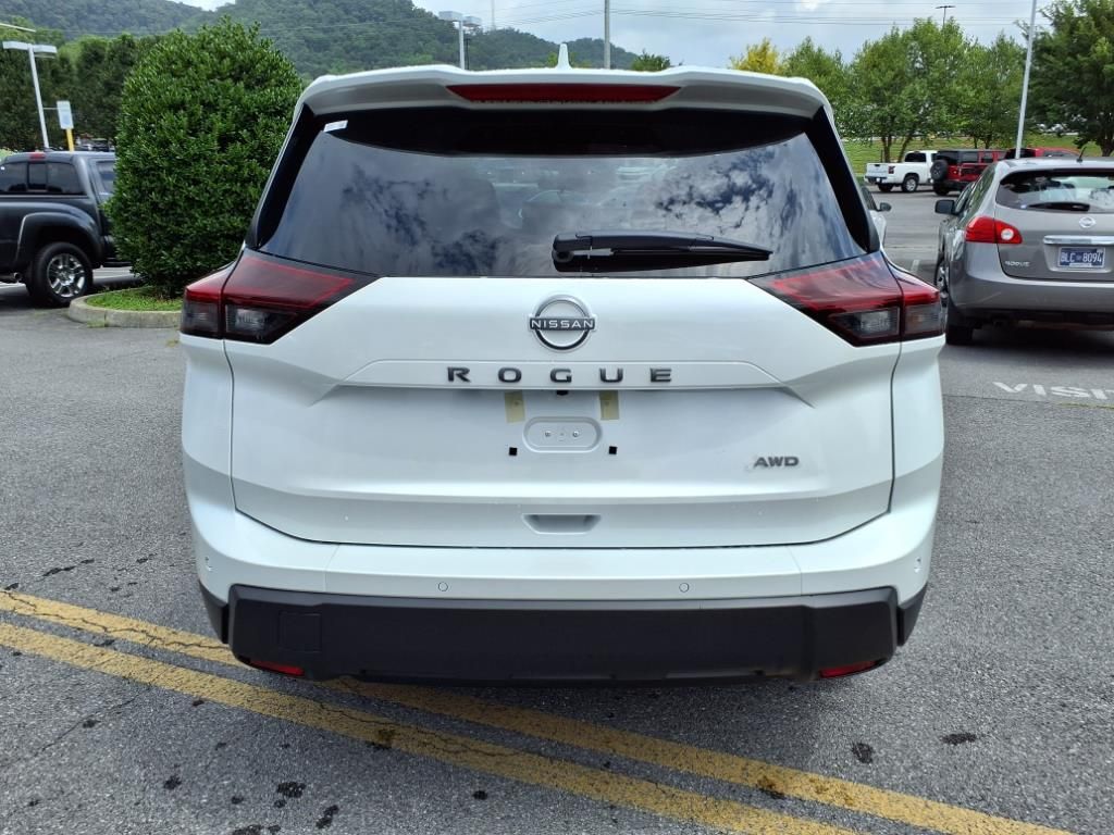 2026 Nissan Rogue SV photo 3