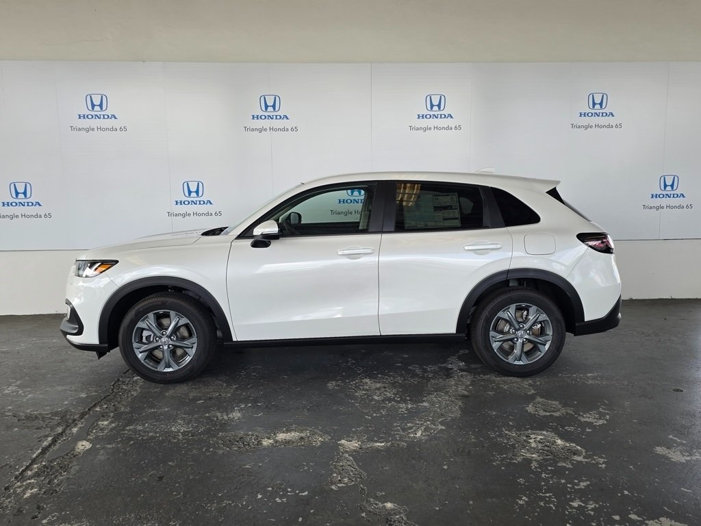 2026 Honda HR-V LX photo 3