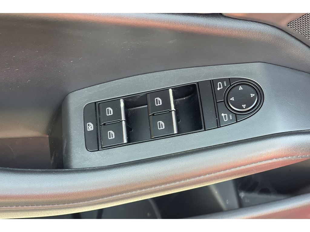 2022 Mazda Mazda3 Hatchback Select photo 13