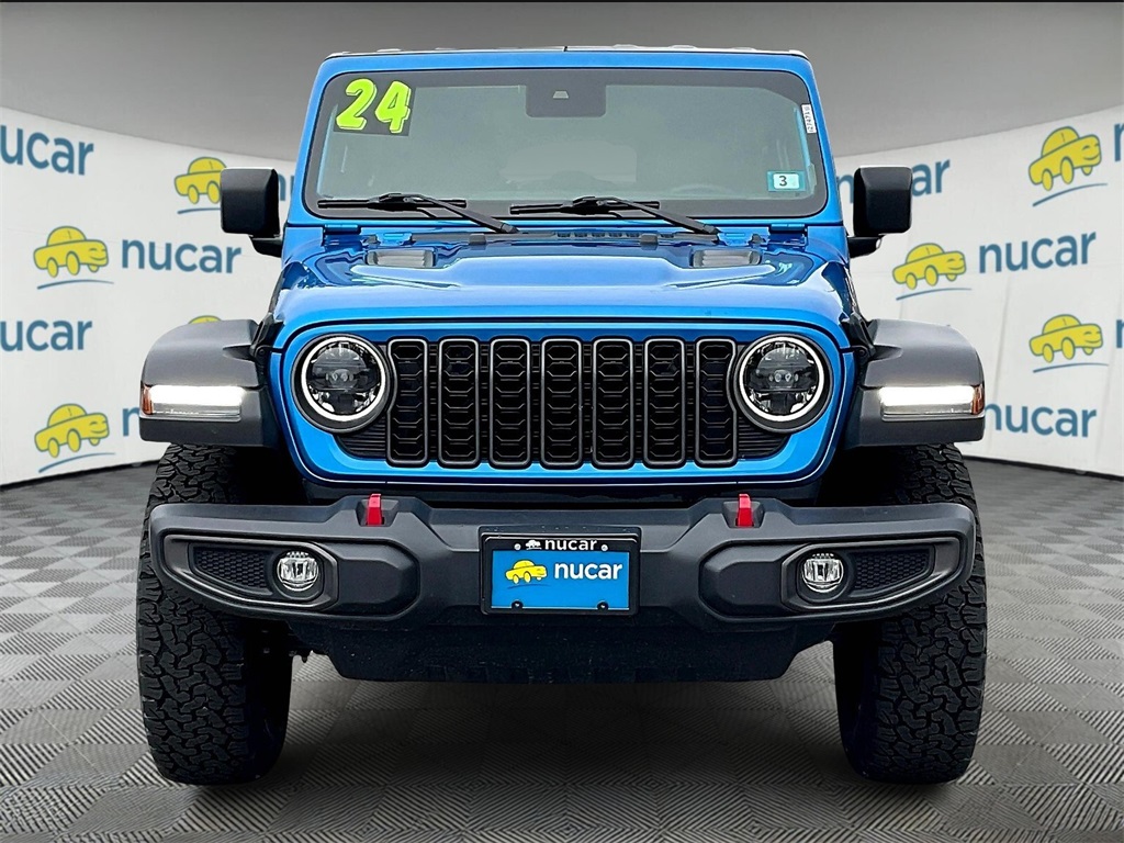 2024 Jeep Wrangler Rubicon photo 2