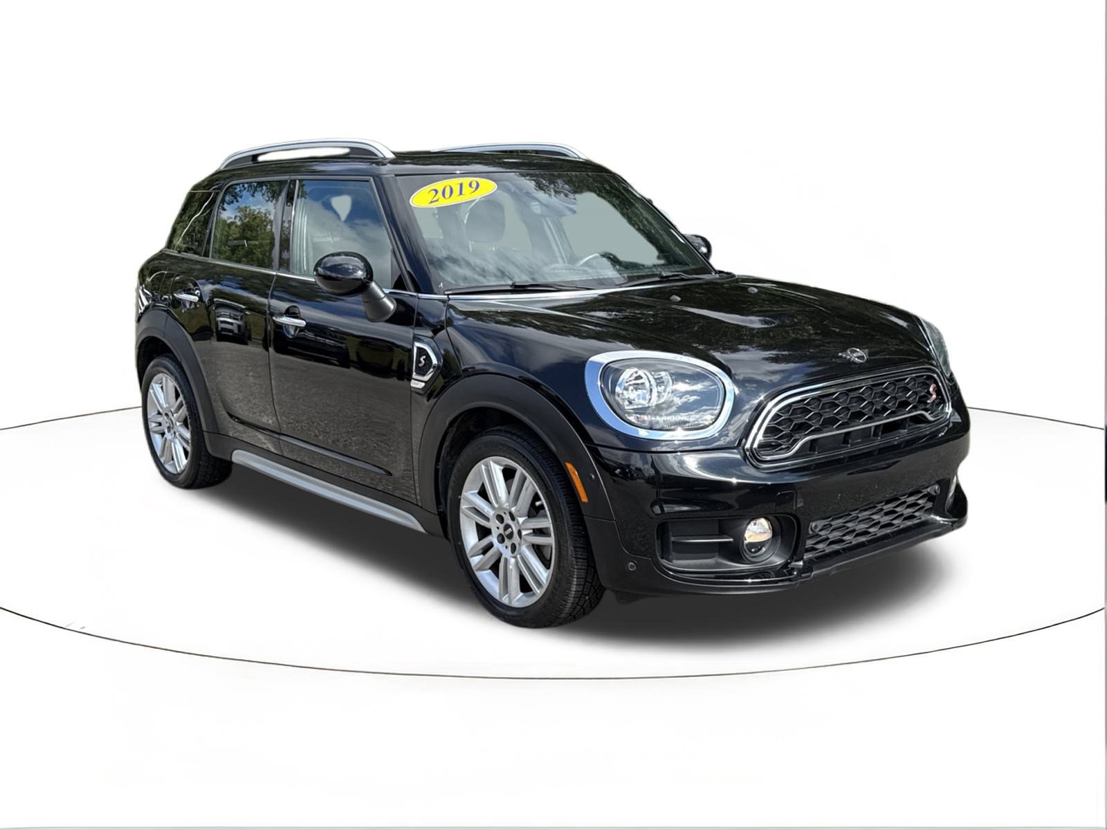 2019 MINI Countryman S's photo