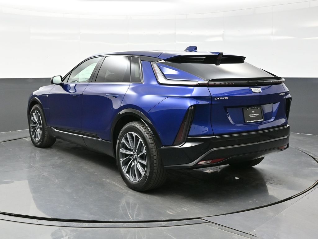 2026 Cadillac Lyriq Sport photo 4