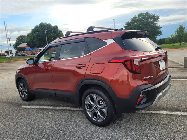 2024 Kia Seltos S photo 8