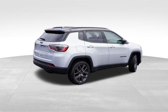 2025 Jeep Compass Limited photo 3
