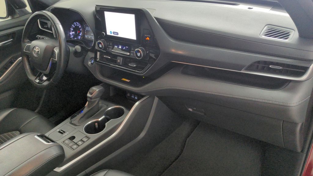 2023 Toyota Highlander XSE photo 27