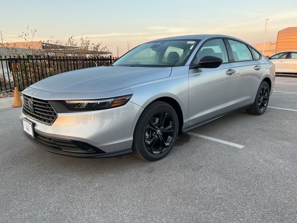 2025 Honda Accord SE's photo