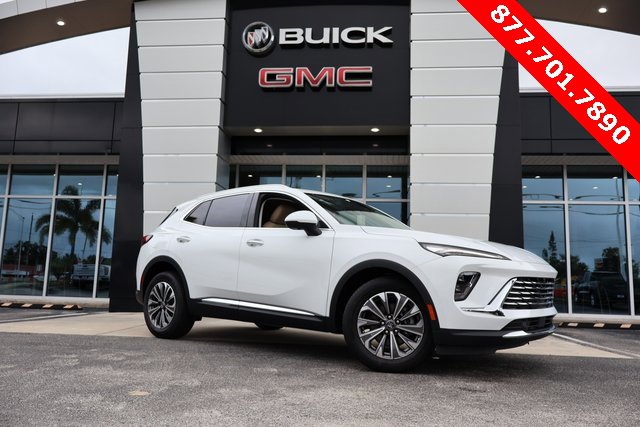 2025 Buick Envision Preferred's photo