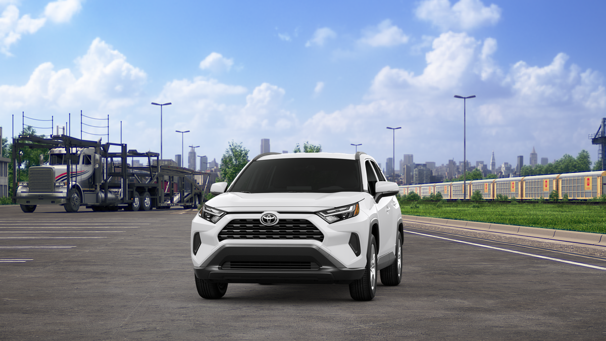 2025 Toyota RAV4 Hybrid XLE photo 18